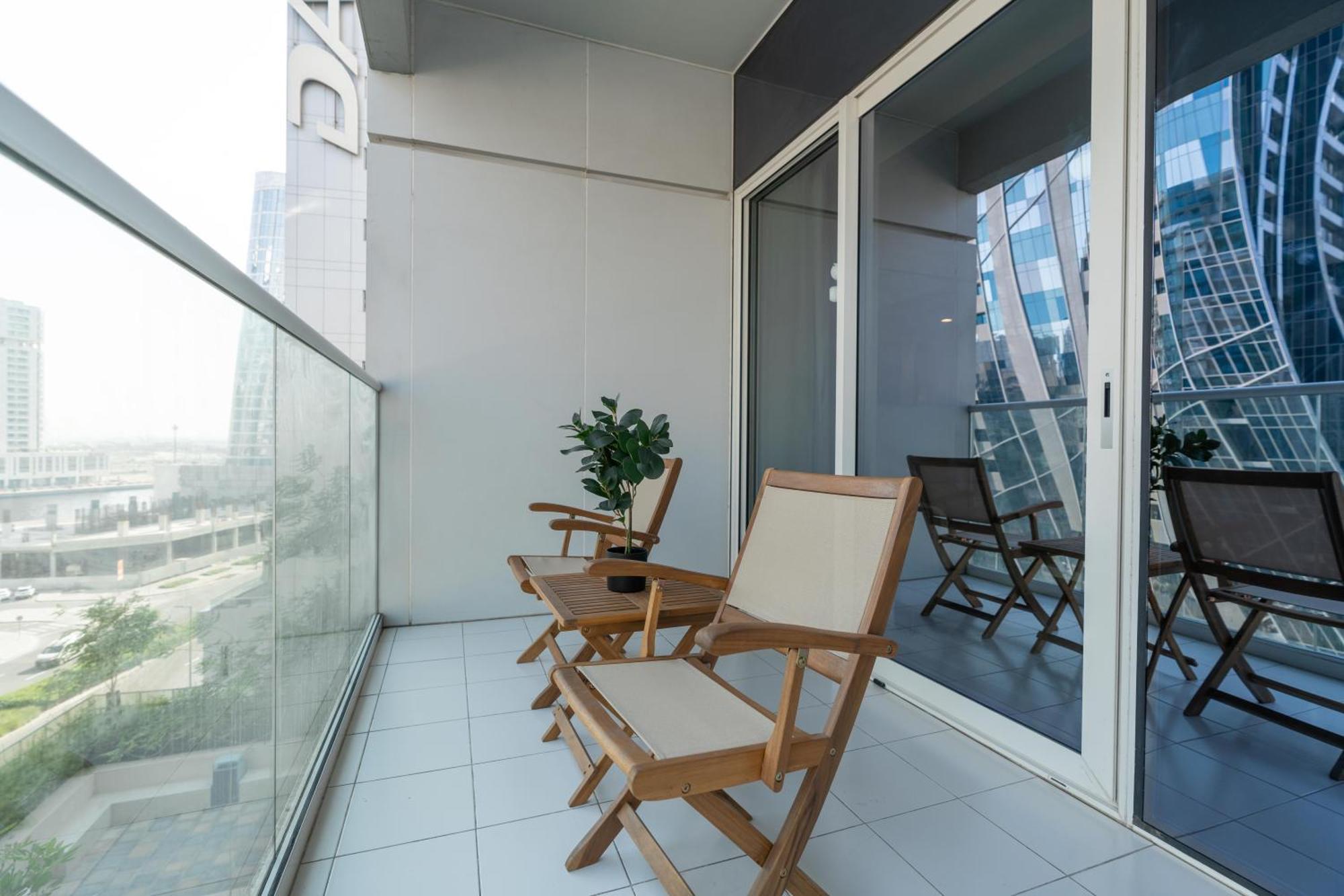 Fascinating 1 Bedroom At Vera * Dubai