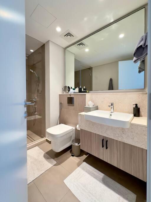 Luxury & Stunning Family Villa-dubai Hills Estate Villa *