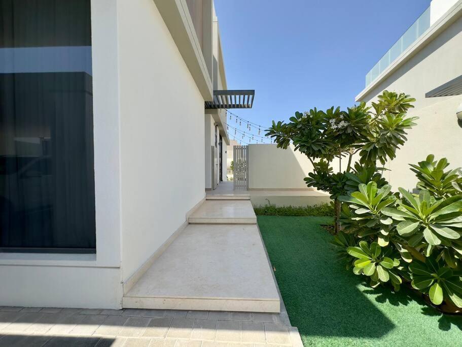 Villa Luxury & Stunning Family Villa-dubai Hills Estate Dubai