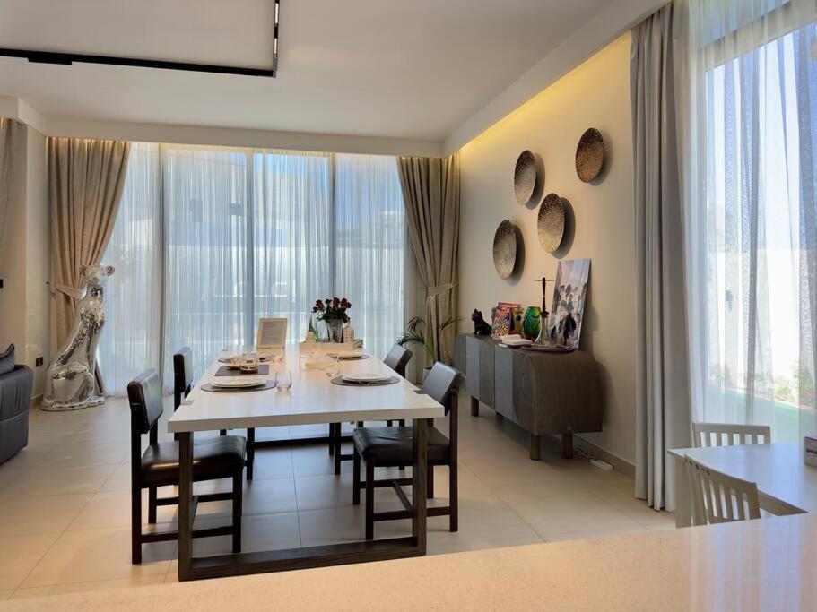 Luxury & Stunning Family Villa-dubai Hills Estate Villa