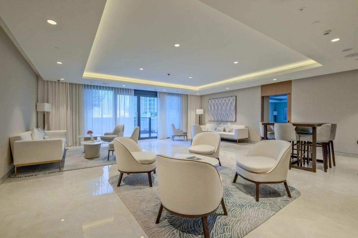 Luxurious 2-bedroom Escape With Burj Khalifa Views At Act One In Downtown Dubai