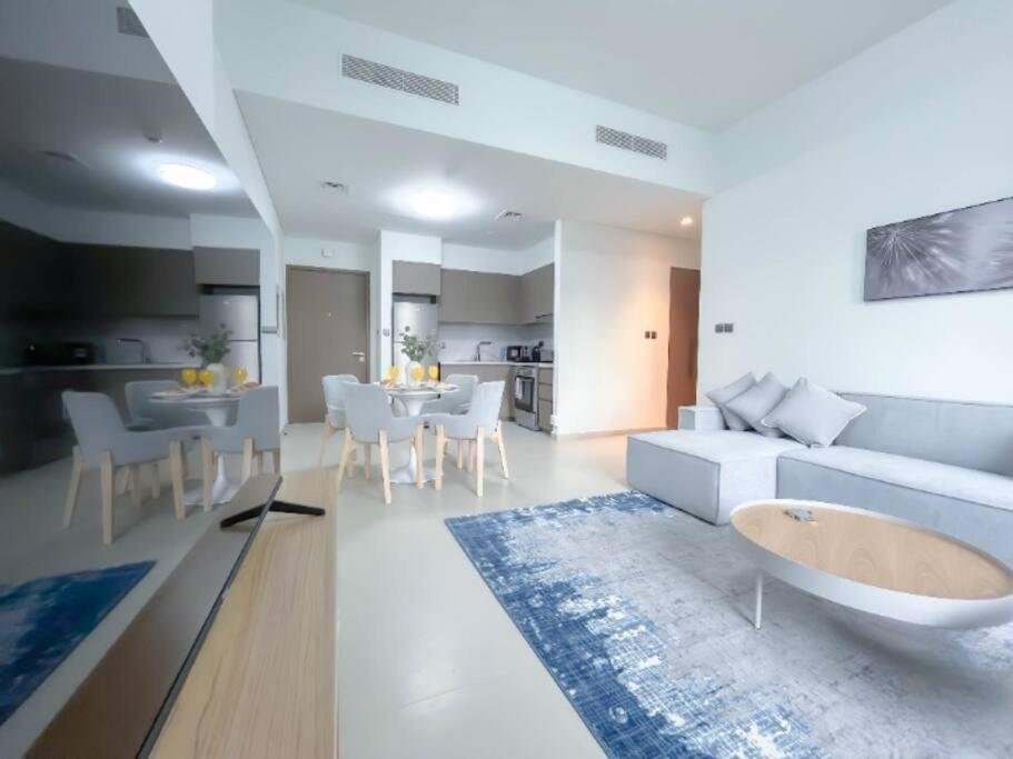 The Signature-step To Burjkhalifa-actone-1br Dubai