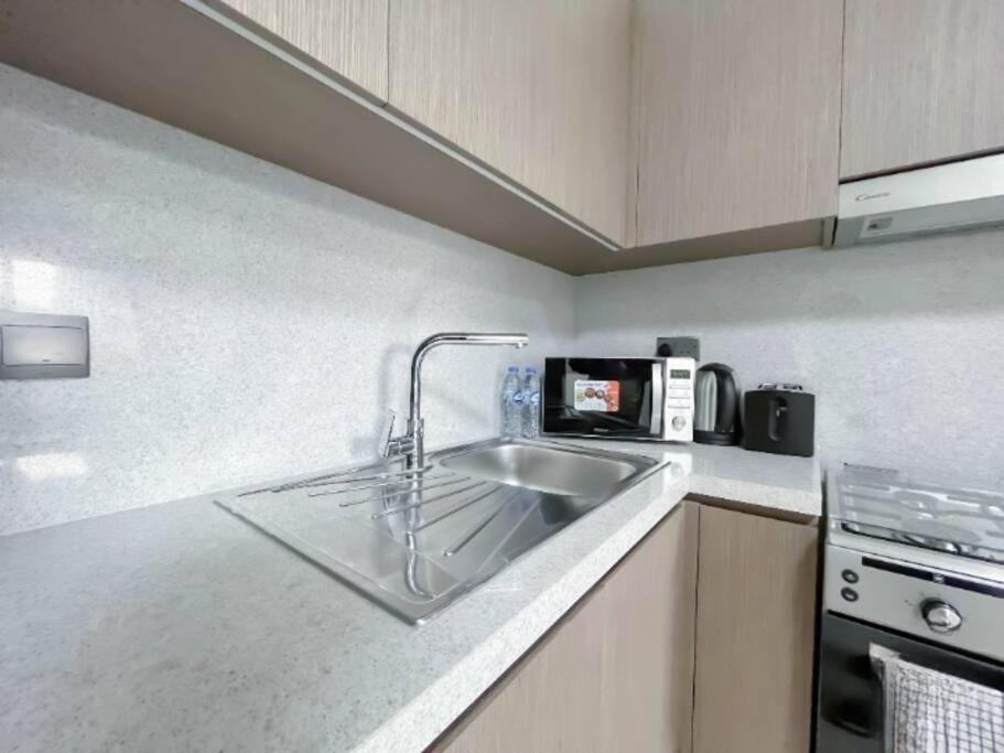 The Signature-step To Burjkhalifa-actone-1br *