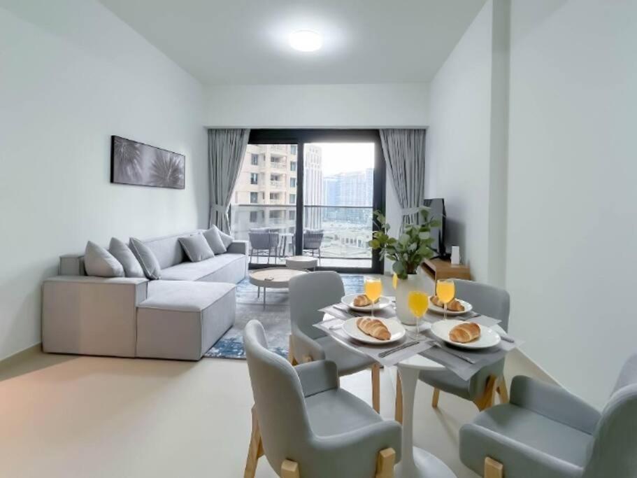The Signature-step To Burjkhalifa-actone-1br *