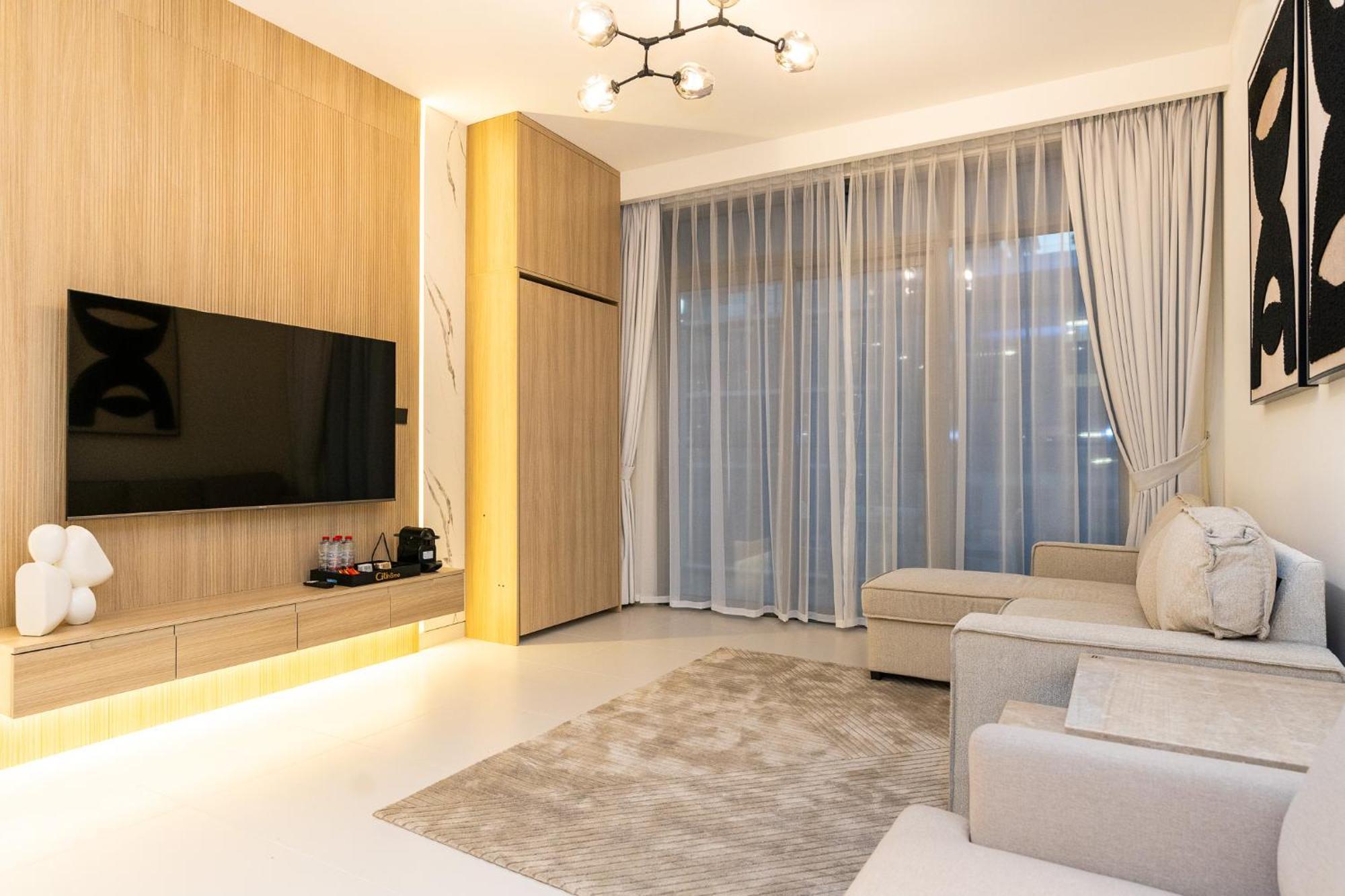 Citihome - 1br In Marina Vista At Front * Dubai