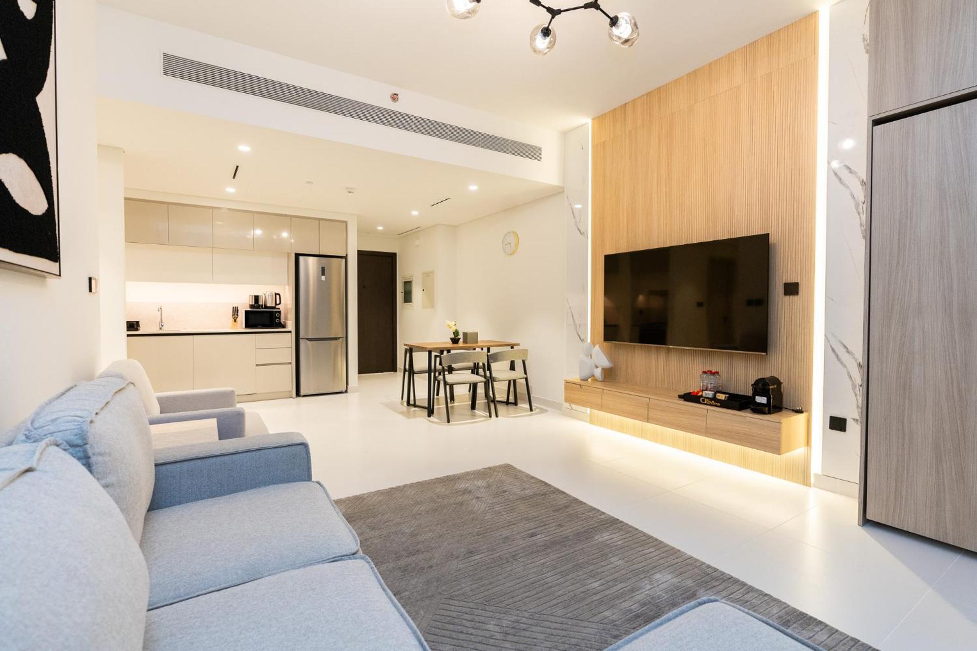 Citihome - 1br In Marina Vista At Front Apartment Dubai