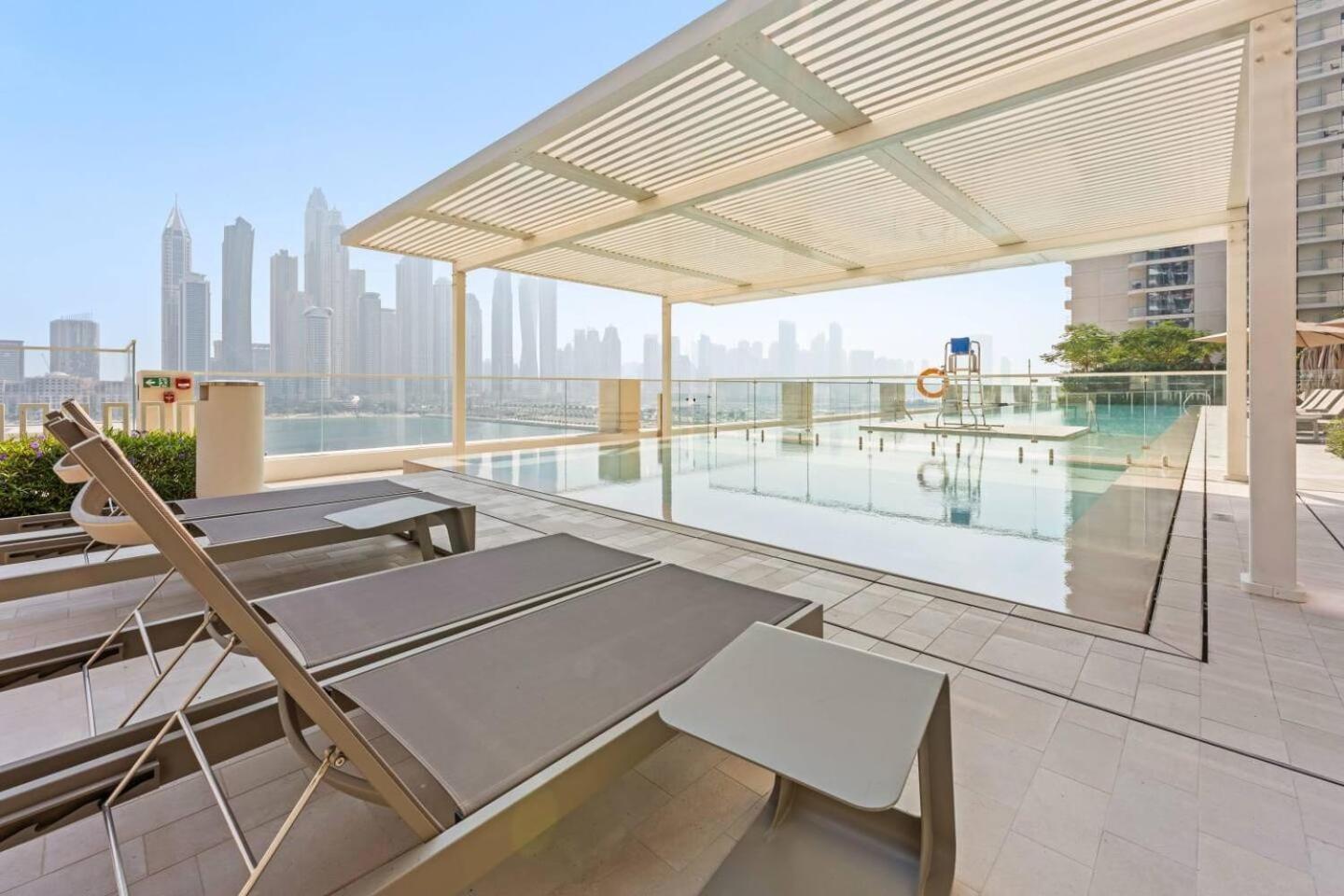 Citihome - 1br In Marina Vista At Front *