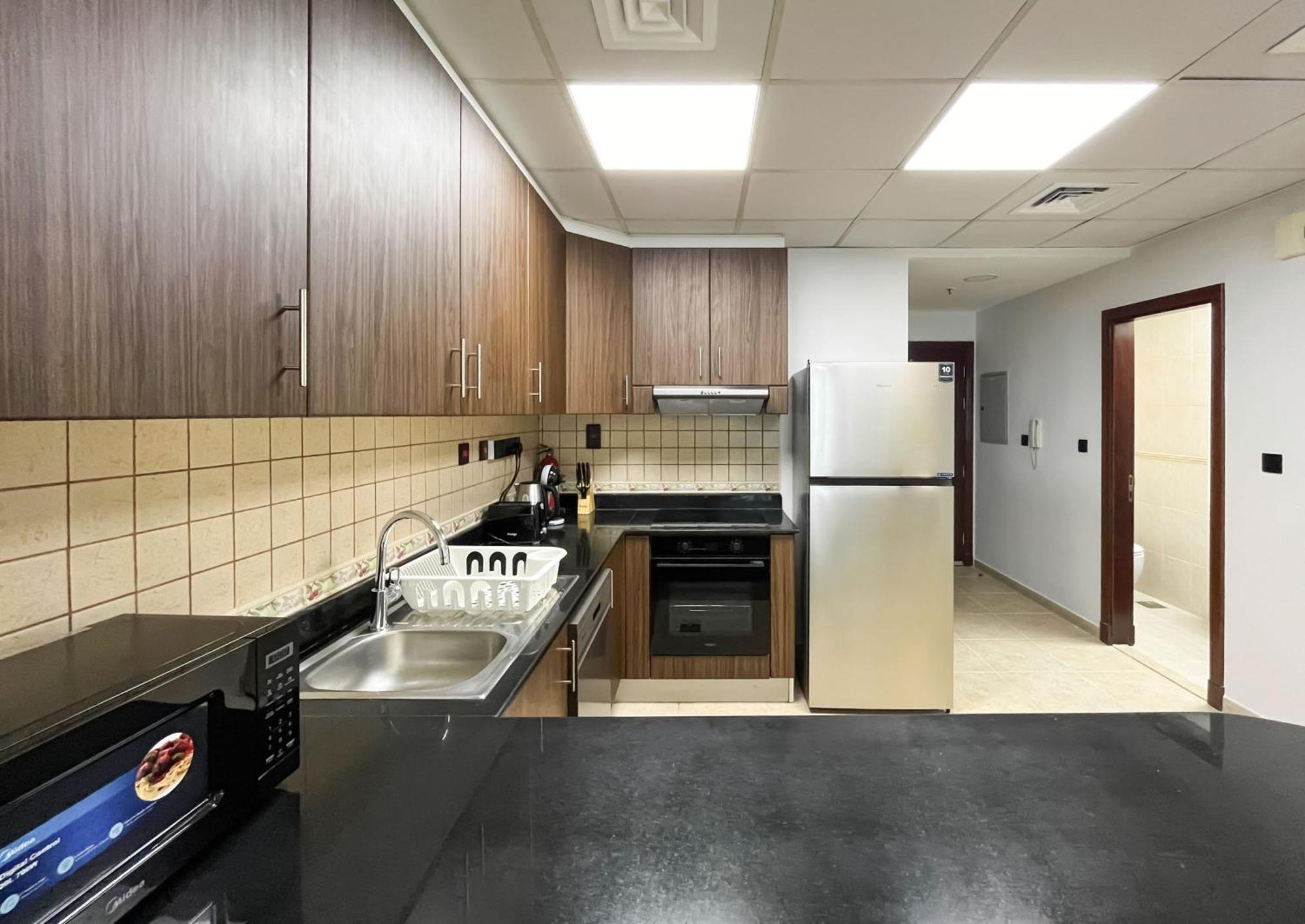Apartment Livbnb-high Rise 1br With Balcony Near Barasti *