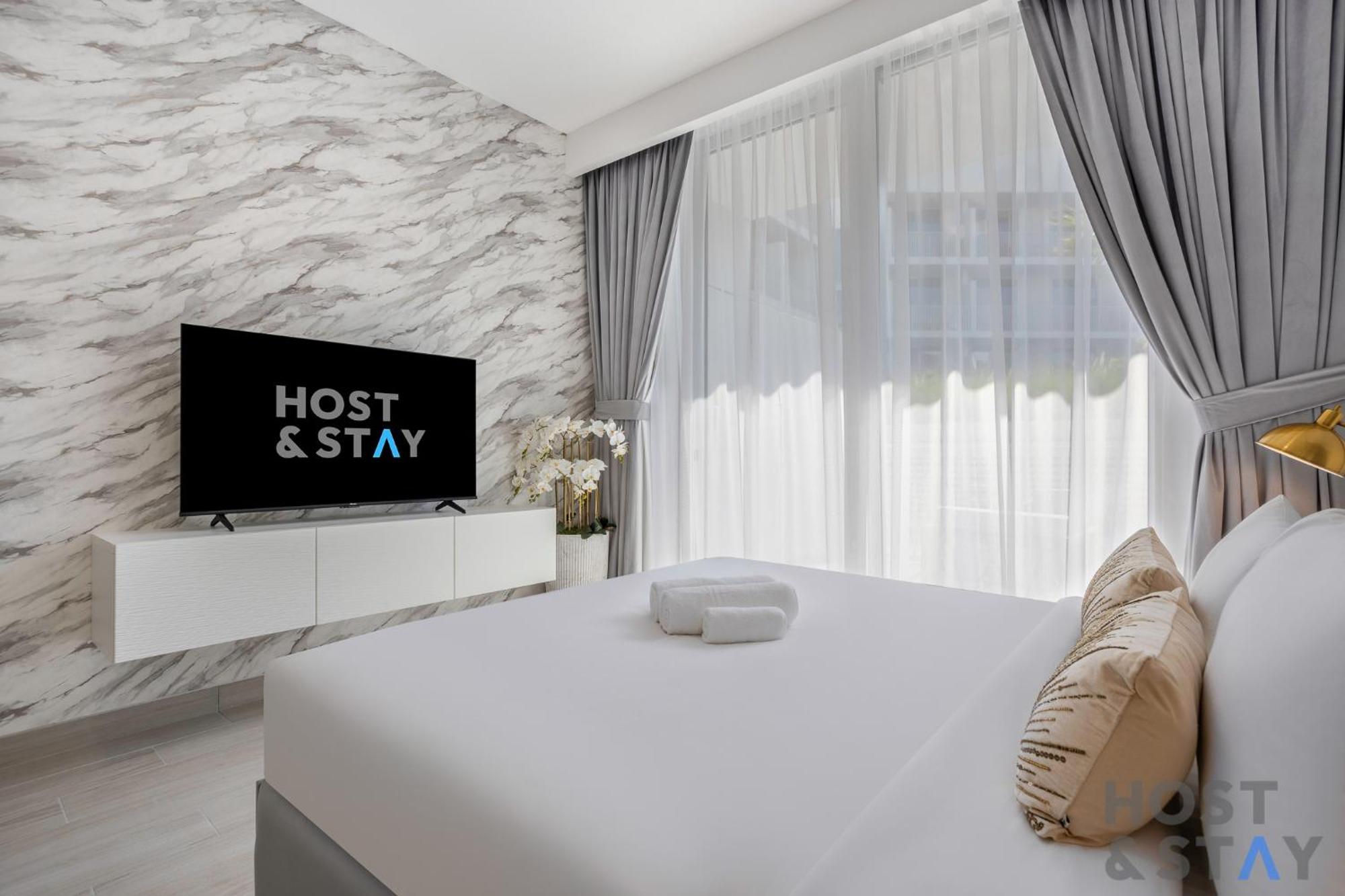 Charming In Luma 22, Jumeirah Village Circle *