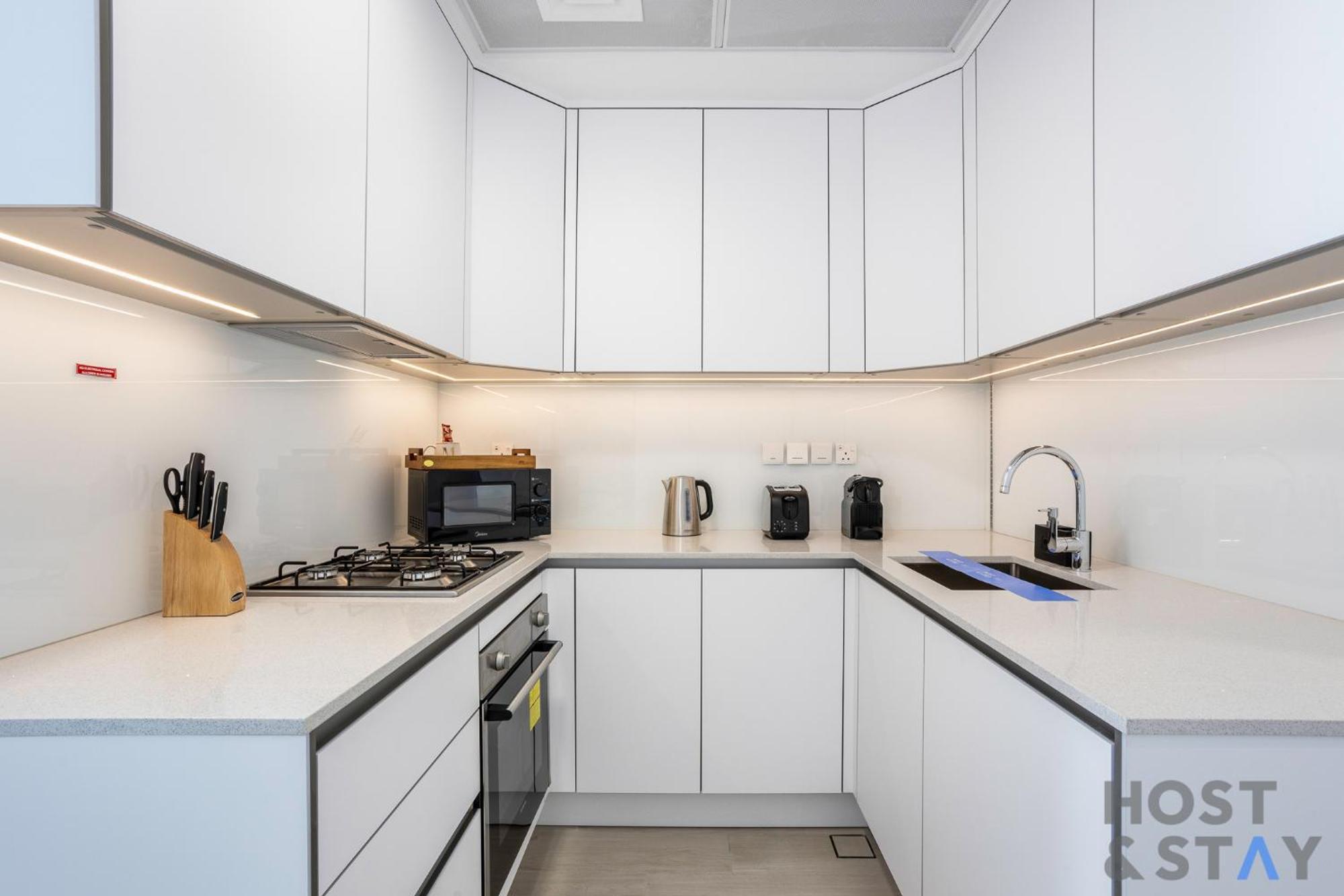 Charming In Luma 22, Jumeirah Village Circle Apartment