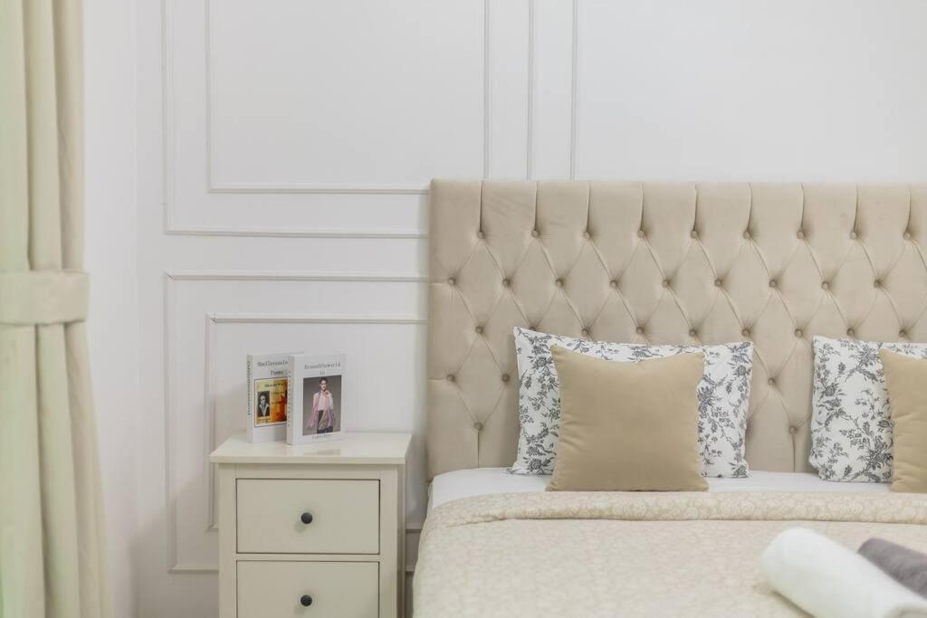 Stunning 2br In The Heart Of Marina *