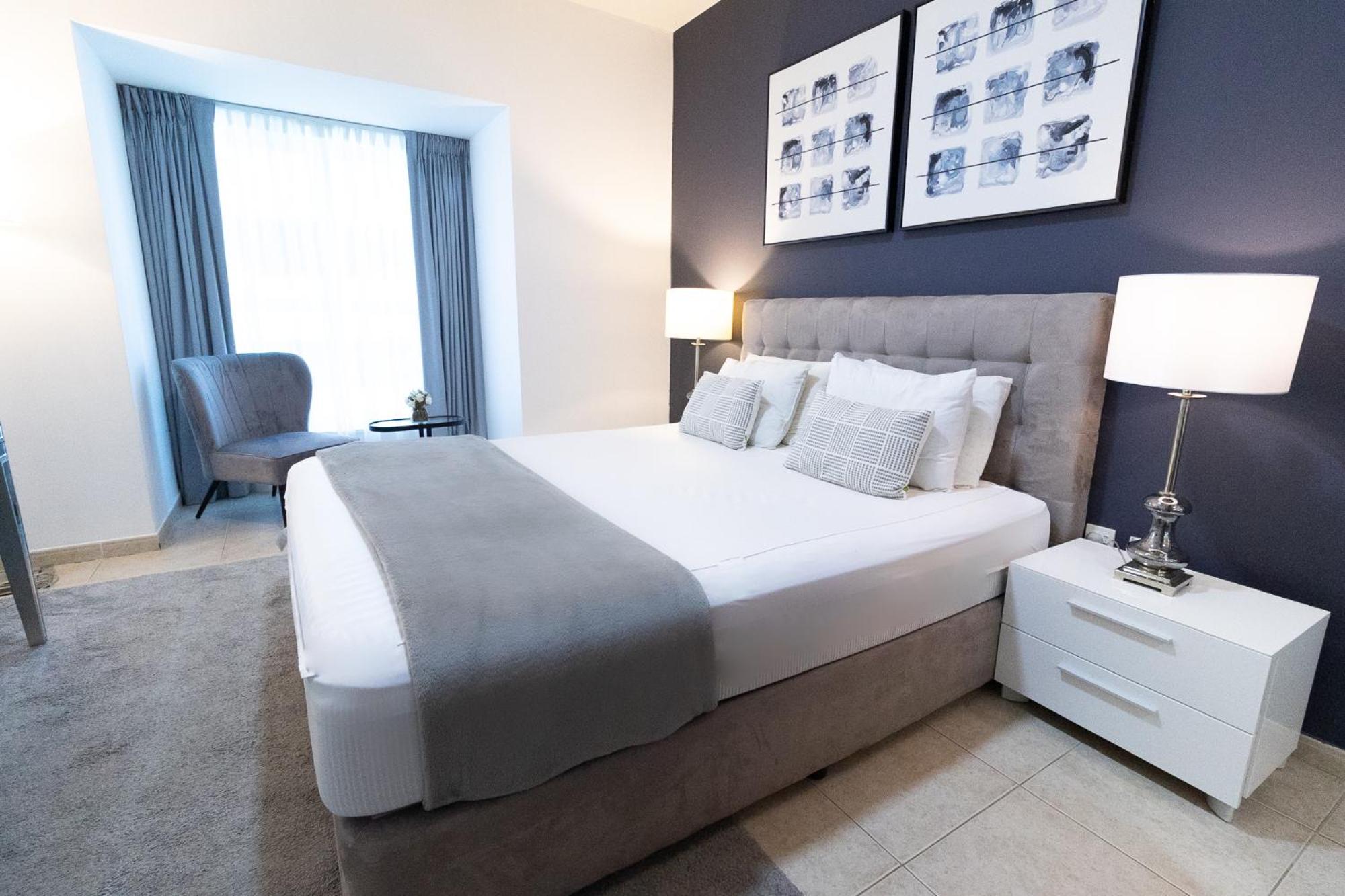 Apartment Elite Residences Tower Marina By Happy Season