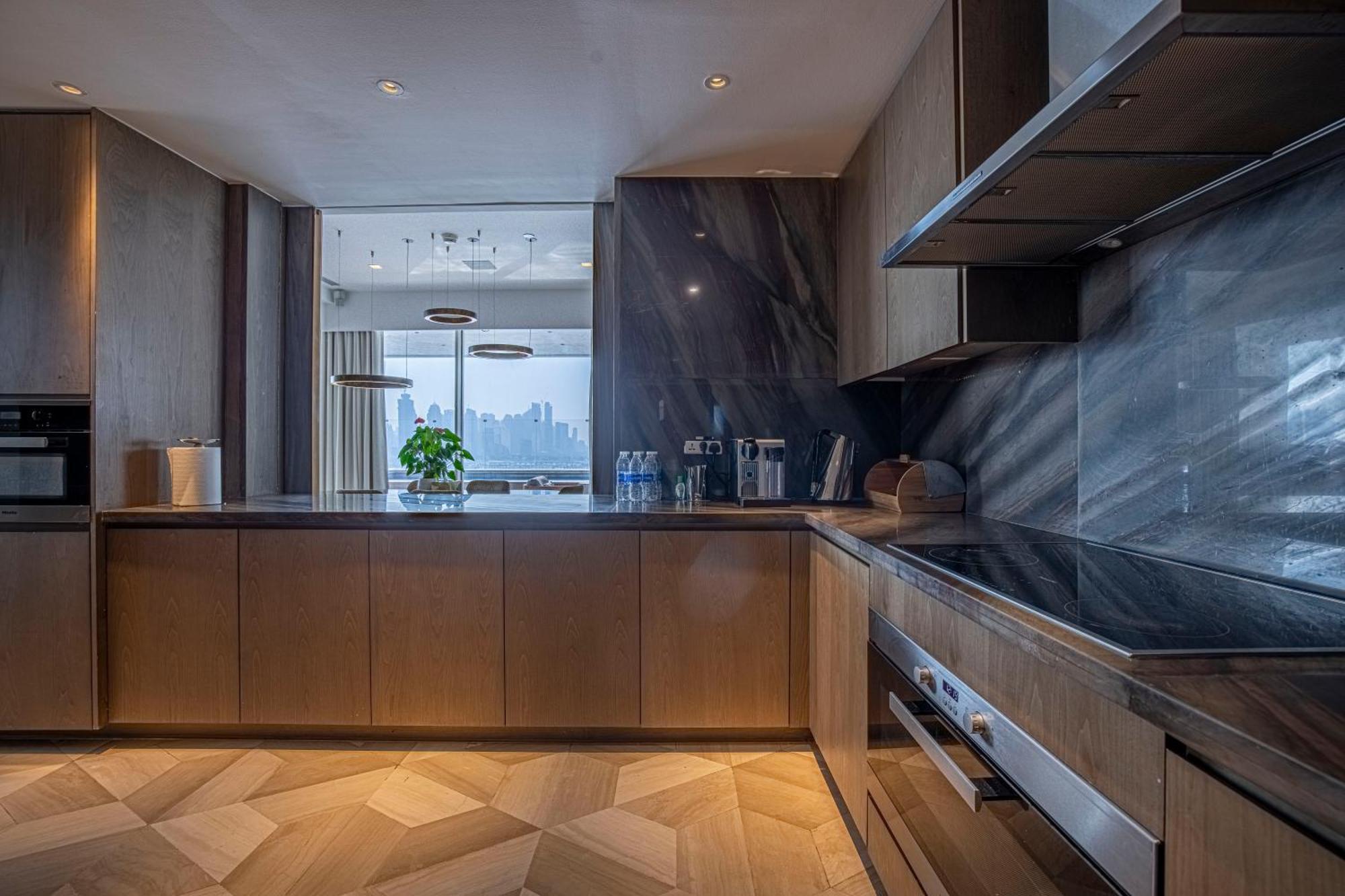 Five Palm Luxury Penthouse Full Marina View & Private Pool Dubai