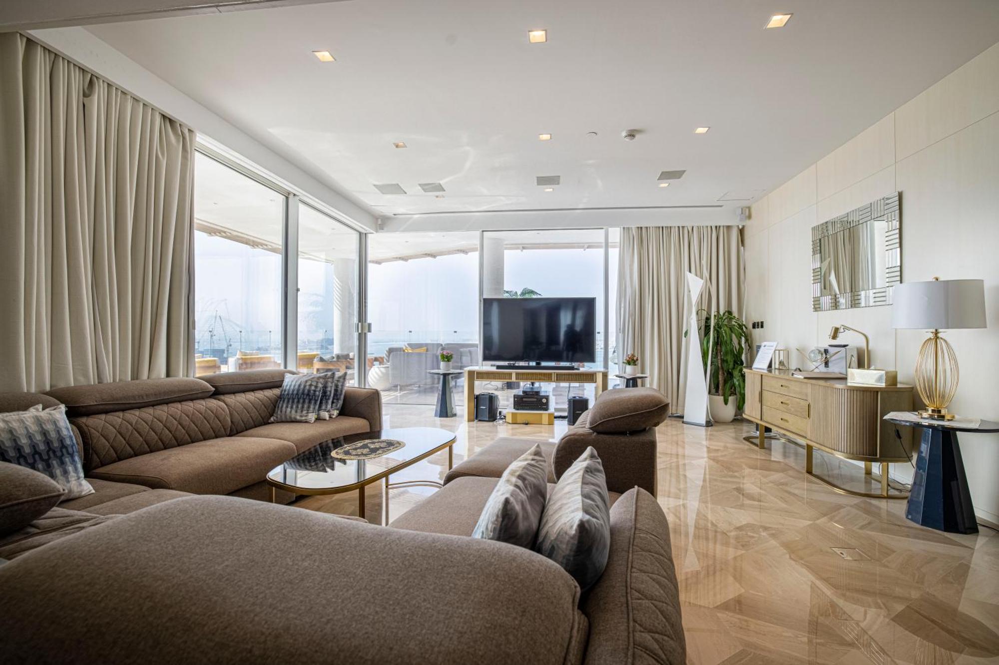 Five Palm Luxury Penthouse Full Marina View & Private Pool * Dubai