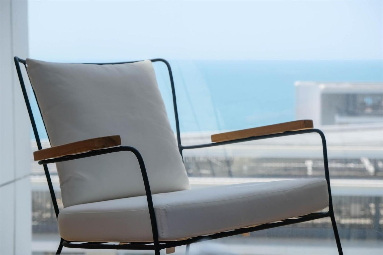 Mira Homes - Luxury 1 Bedroom With Sea View * Dubai
