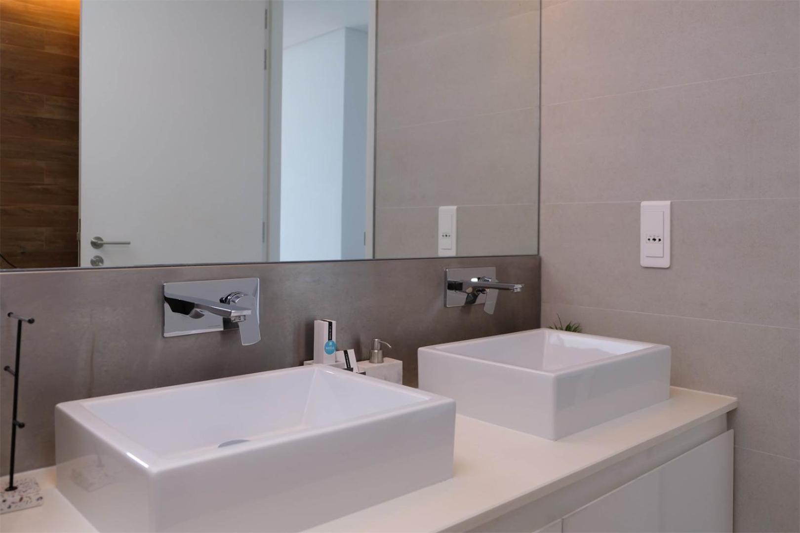 Apartment Mira Homes - Luxury 1 Bedroom With Sea View *