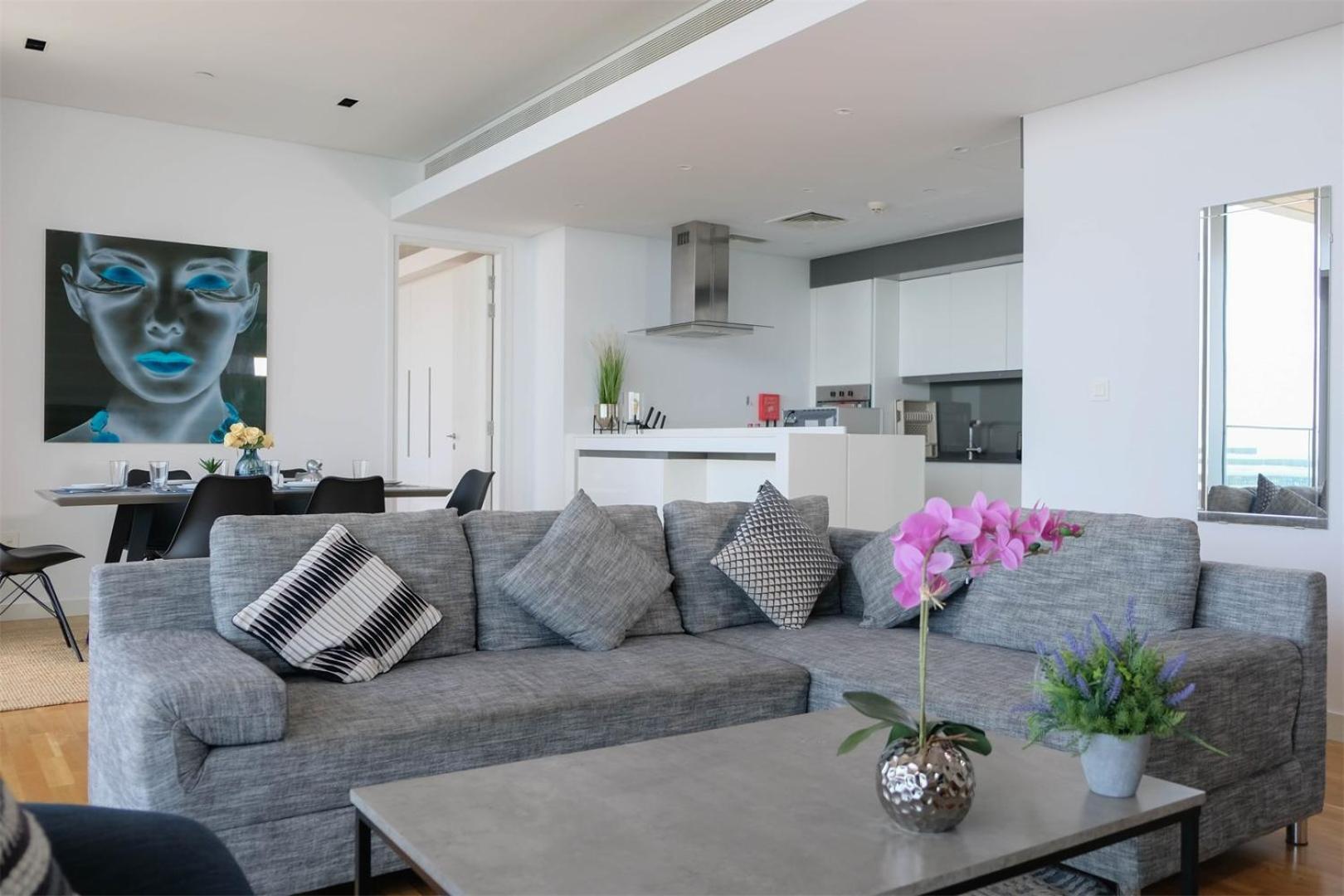 Mira Homes - Luxury 1 Bedroom With Sea View Apartment
