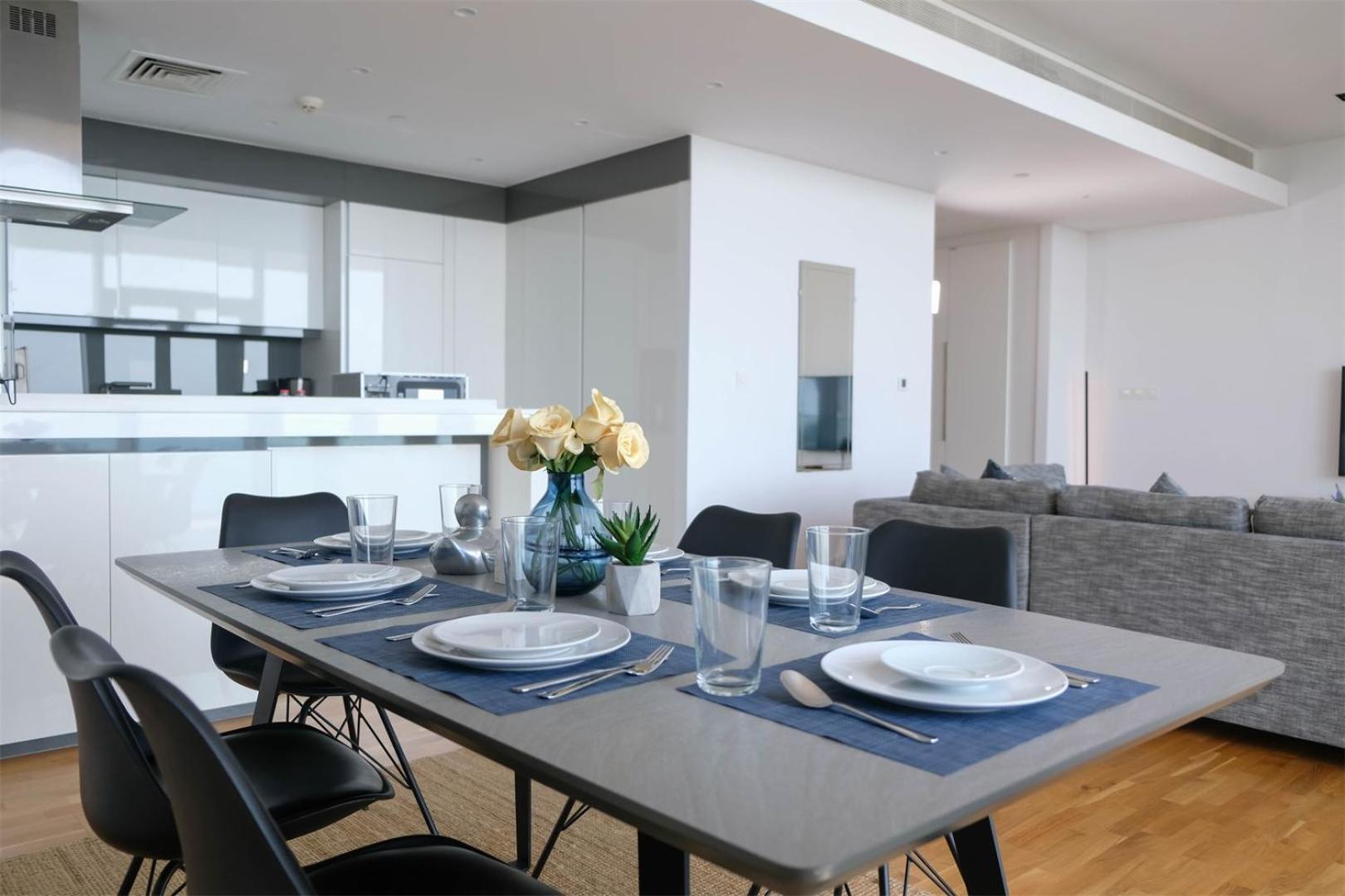 Mira Homes - Luxury 1 Bedroom With Sea View *