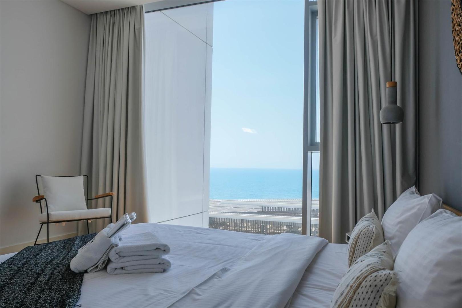 Mira Homes - Luxury 1 Bedroom With Sea View