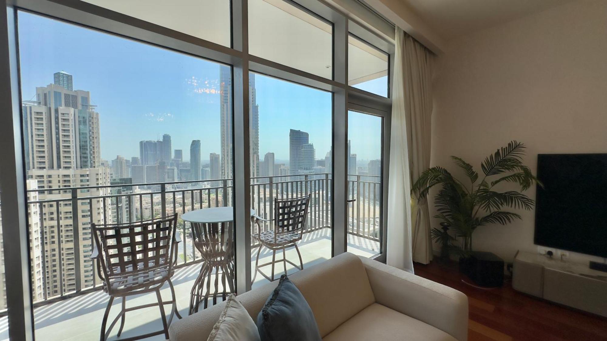 3br High Floor At Boulevard Crescent In Downtown By Vibel Apartment *