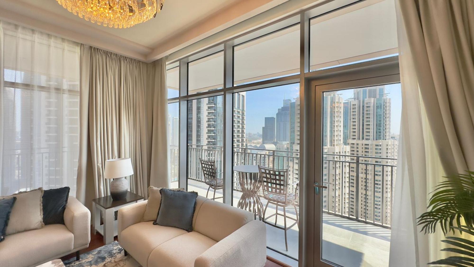 3br High Floor At Boulevard Crescent In Downtown By Vibel Dubai