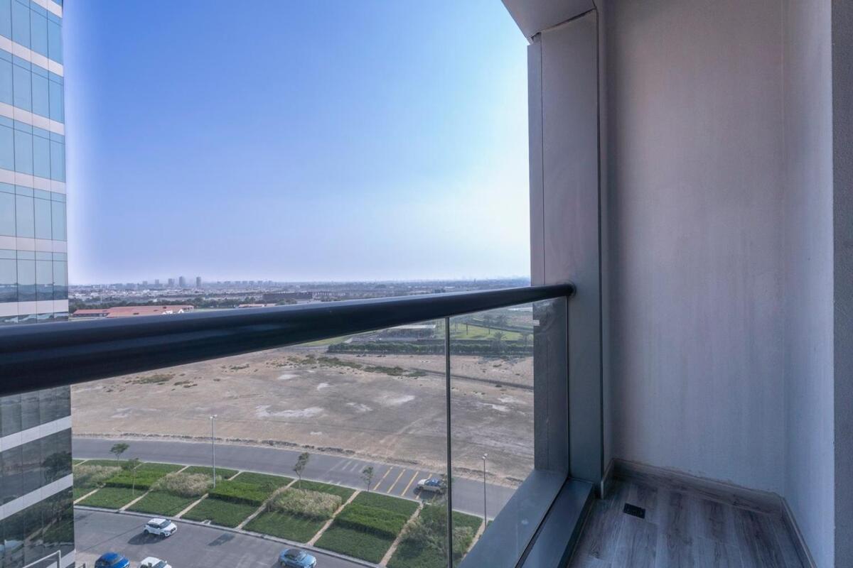 Vibrant 1-bedroom At Executive Bay A In Business Bay Dubai
