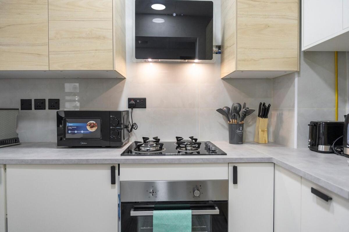 Vibrant 1-bedroom At Executive Bay A In Business Bay * Dubai