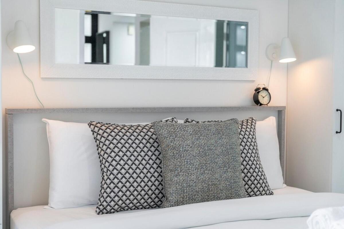 Vibrant 1-bedroom At Executive Bay A In Business Bay