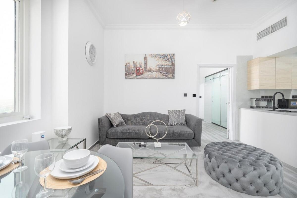 Vibrant 1-bedroom At Executive Bay A In Business Bay Dubai