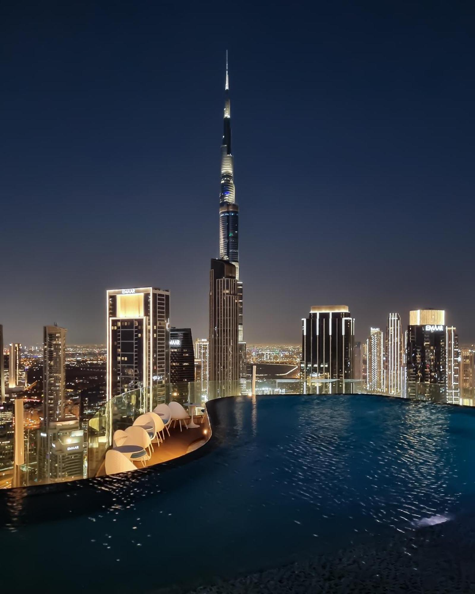 Pool In The Clouds With Burj Khalifa View, 2br In Paramount Midtown Apartment