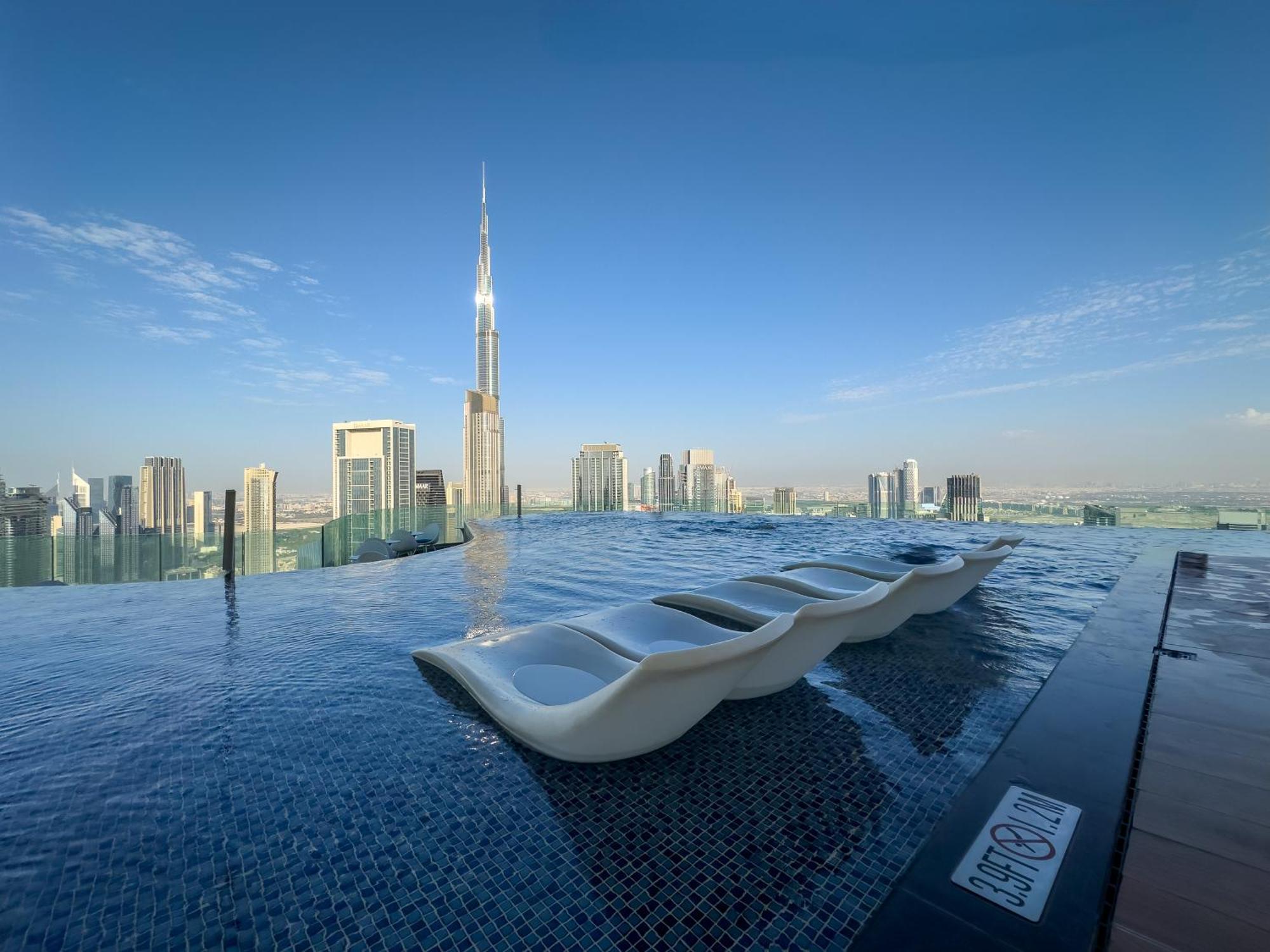 Pool In The Clouds With Burj Khalifa View, 2br In Paramount Midtown Dubai
