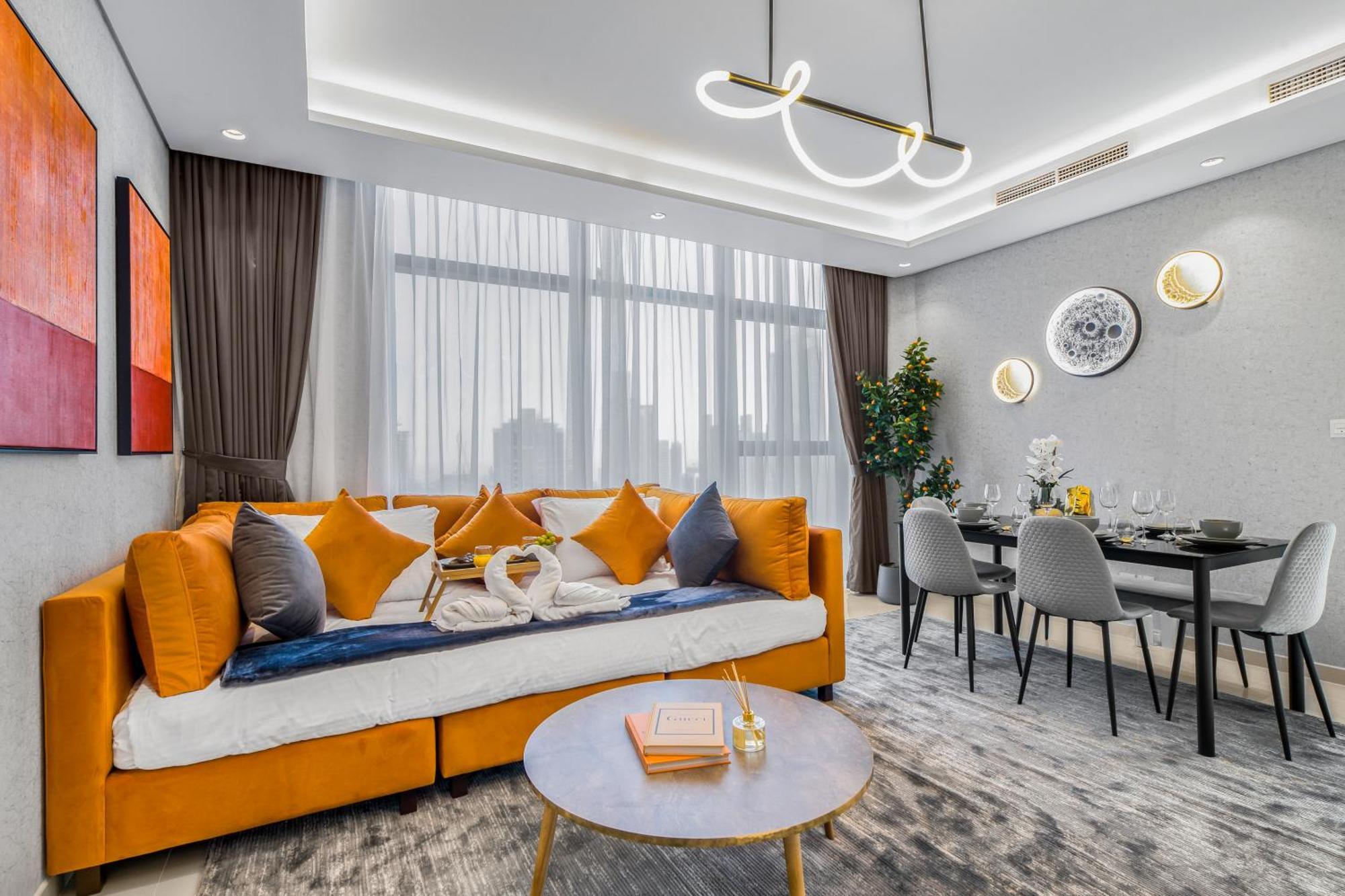 Pool In The Clouds With Burj Khalifa View, 2br In Paramount Midtown Apartment *