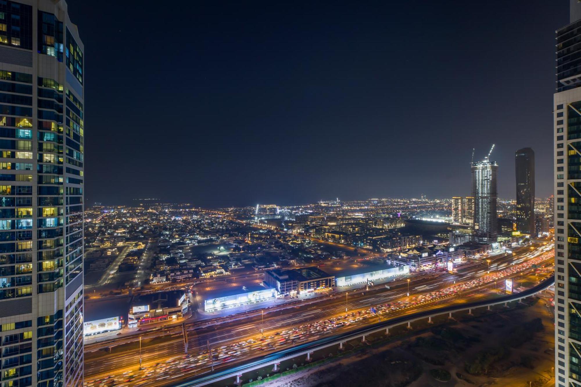 Pool In The Clouds With Burj Khalifa View, 2br In Paramount Midtown Dubai