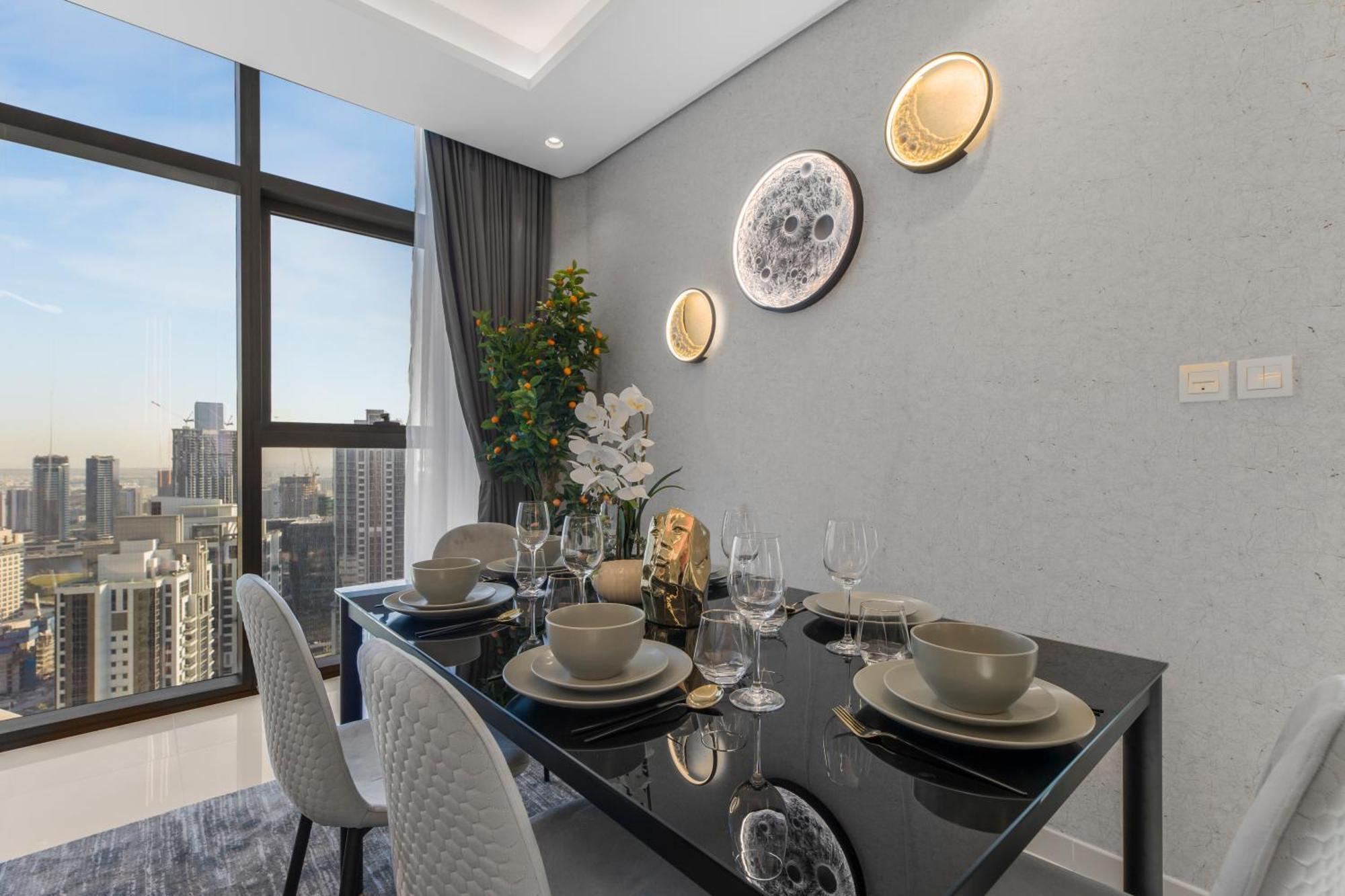 Apartment Pool In The Clouds With Burj Khalifa View, 2br In Paramount Midtown