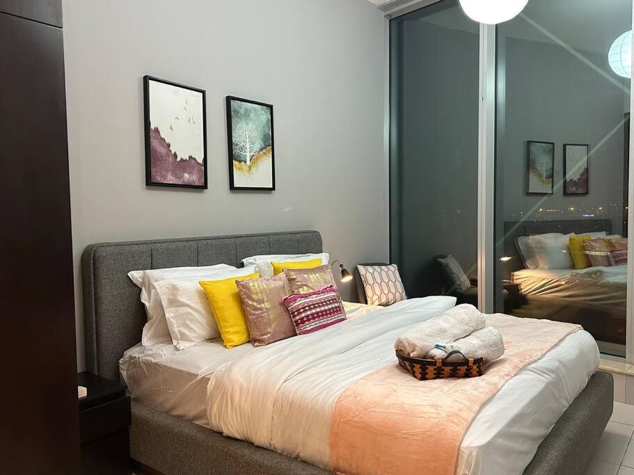 Cozy 1bhk Apartment-dubai Marina Dubai