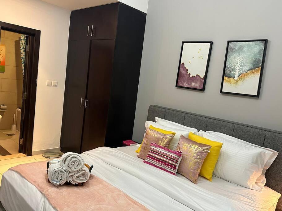 Cozy 1bhk Apartment-dubai Marina *