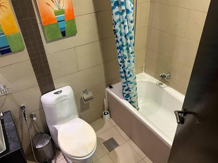 Cozy 1bhk Apartment-dubai Marina Dubai