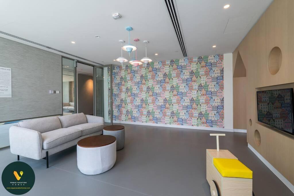 Downtown Views Ii - Vogue Luxurious One Bedroom With Balcony, Opposite Mall Skybridge * Dubai