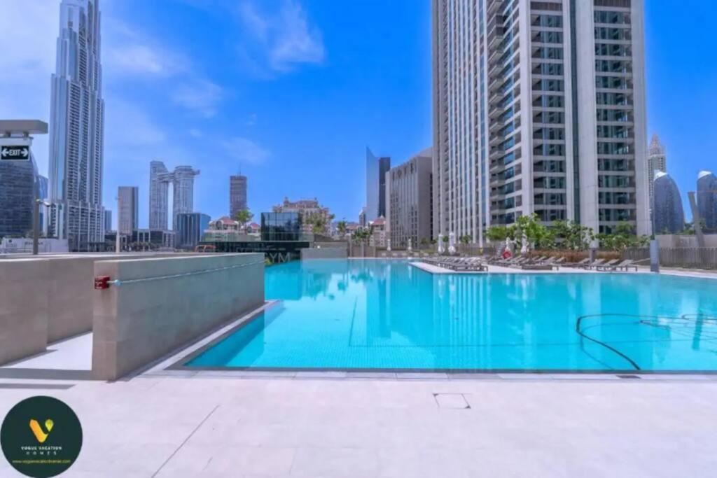Downtown Views Ii - Vogue Luxurious One Bedroom With Balcony, Opposite Mall Skybridge Apartment
