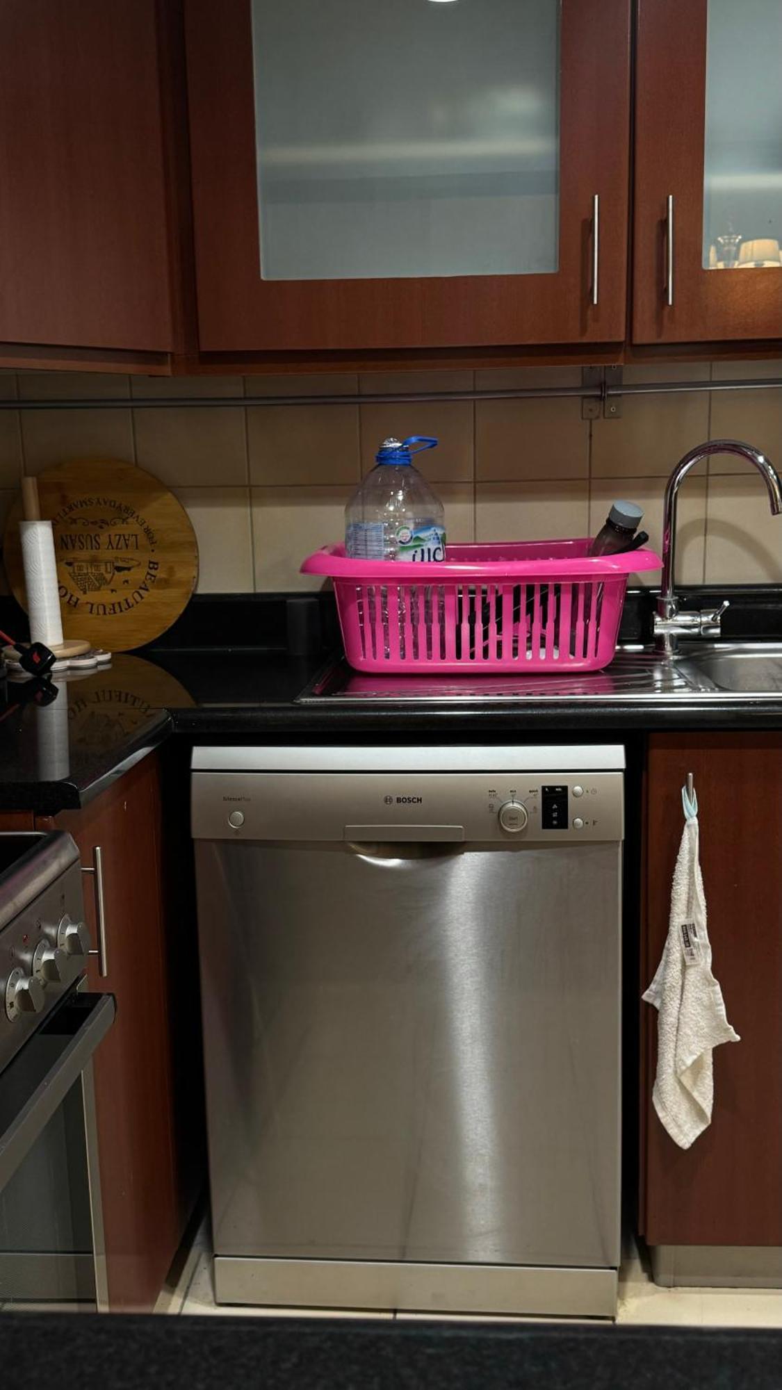 Apartment Executive Two Bedroom Facing Marina Mall *
