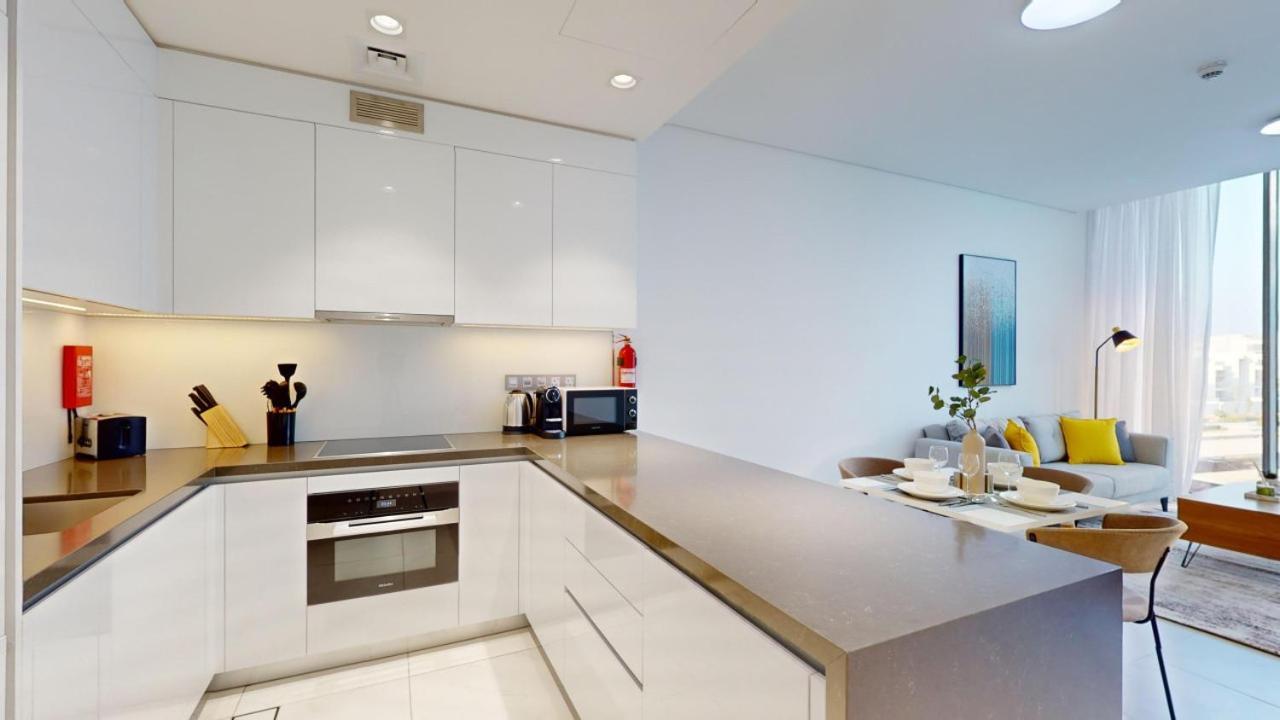 District One - Aesthetic One Bed With Lagoon View Apartment