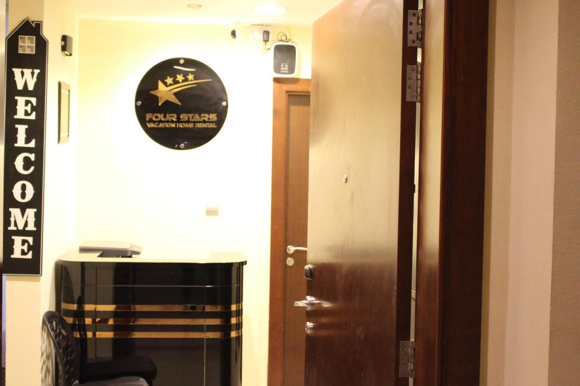 Apartment For Ladies Only *