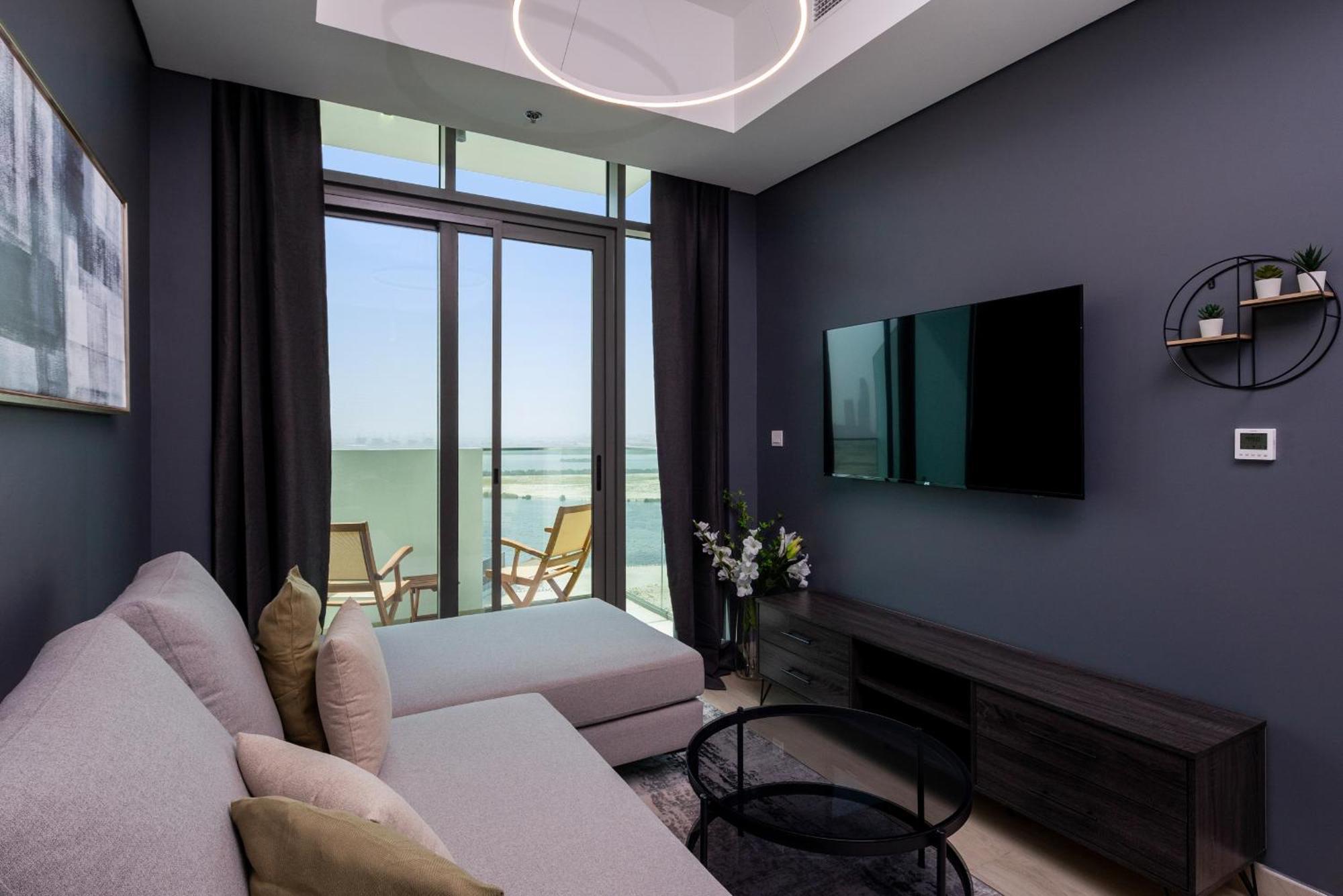 Creek Water View Sleeps 4 Apartment *