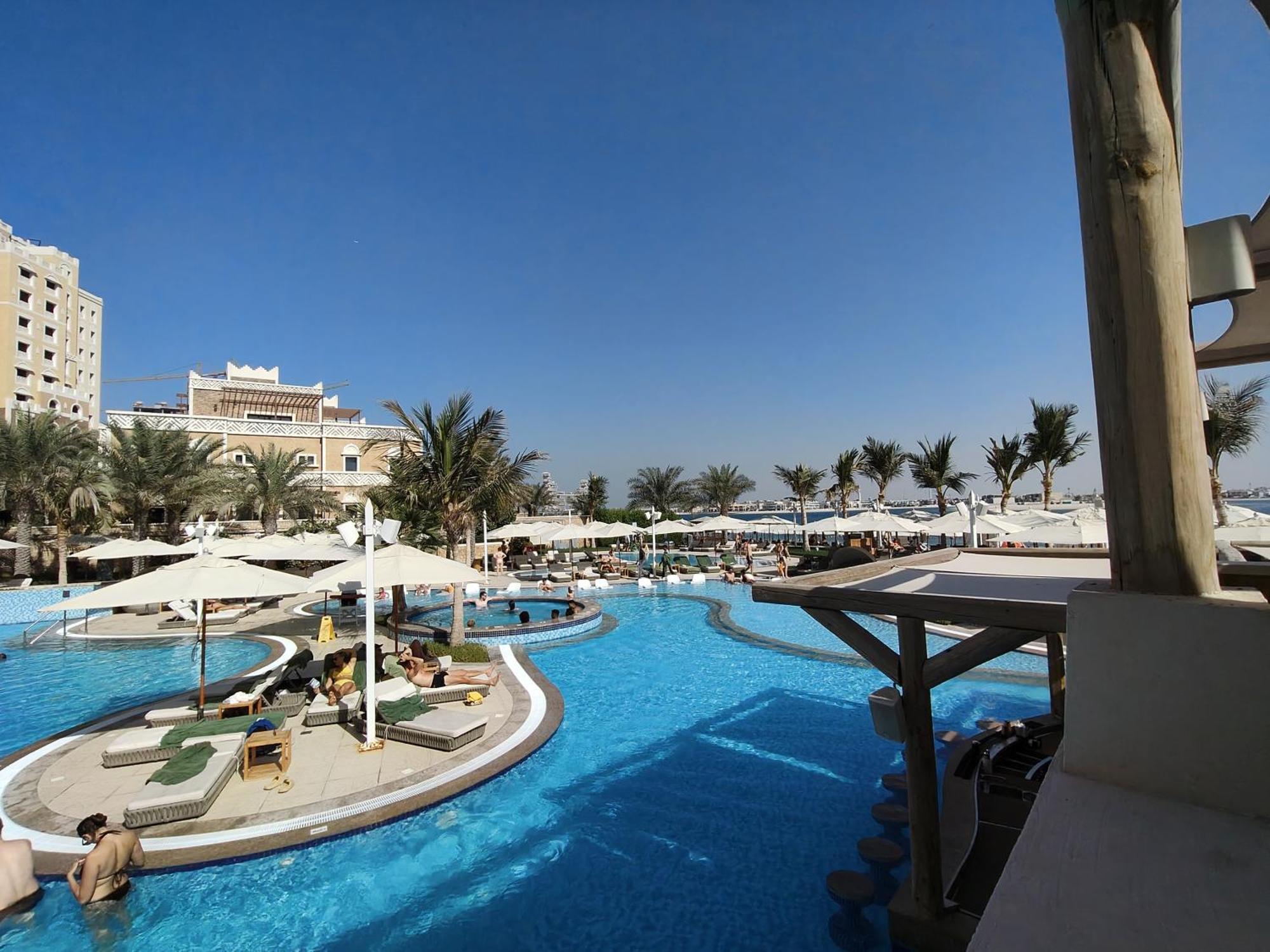 Stunning Infinite Sea View Three Bedroom Plus Maid's In Palm Jumeirah Apartment *