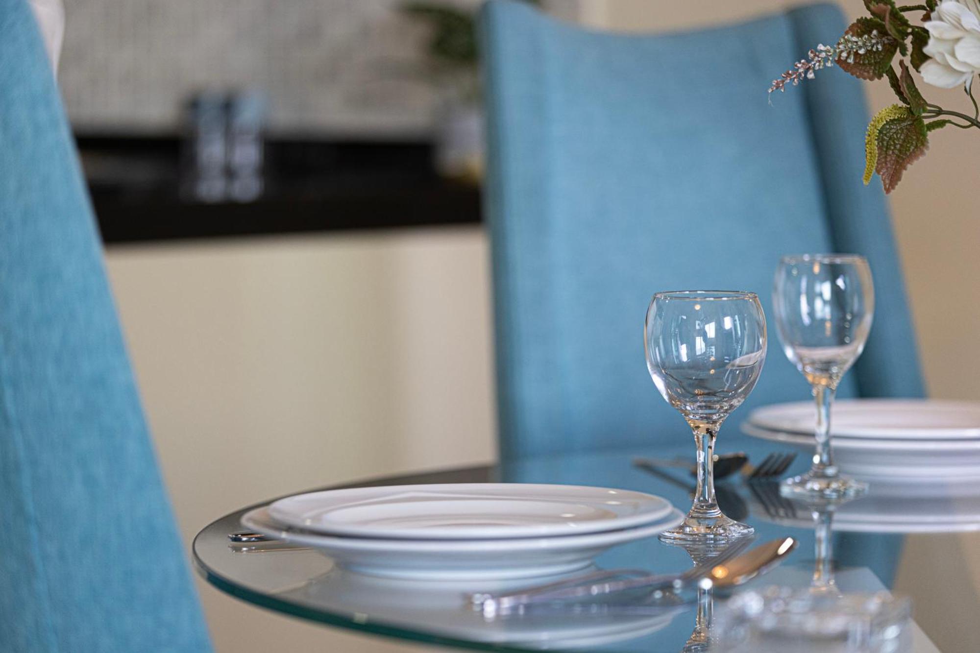 Damac Maison Mall Street 2 Bedroom Deluxe Apartment, 1 Minute Walk To Mall