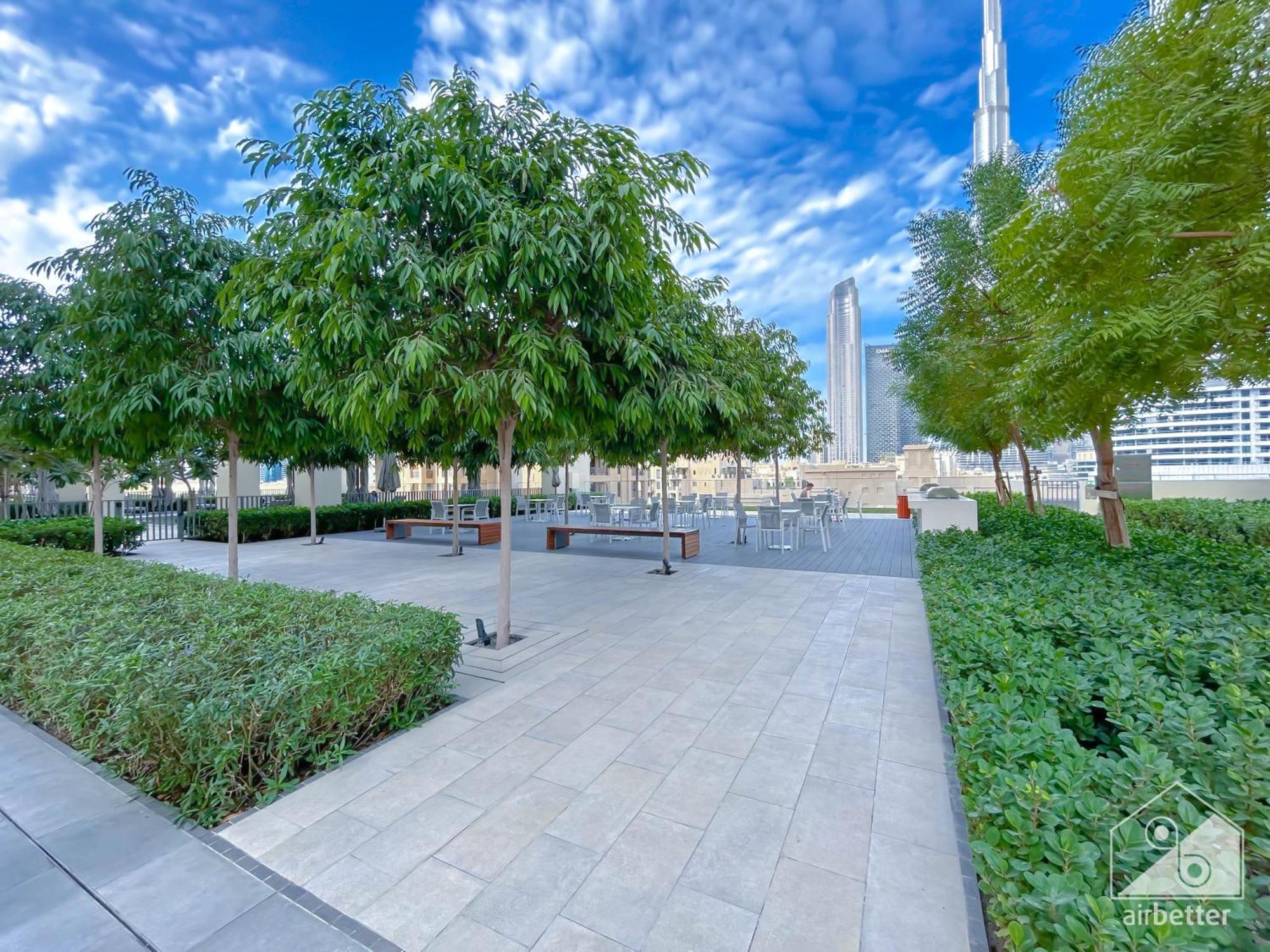 Burj Royale Luxury One-bedroom With Views * Dubai