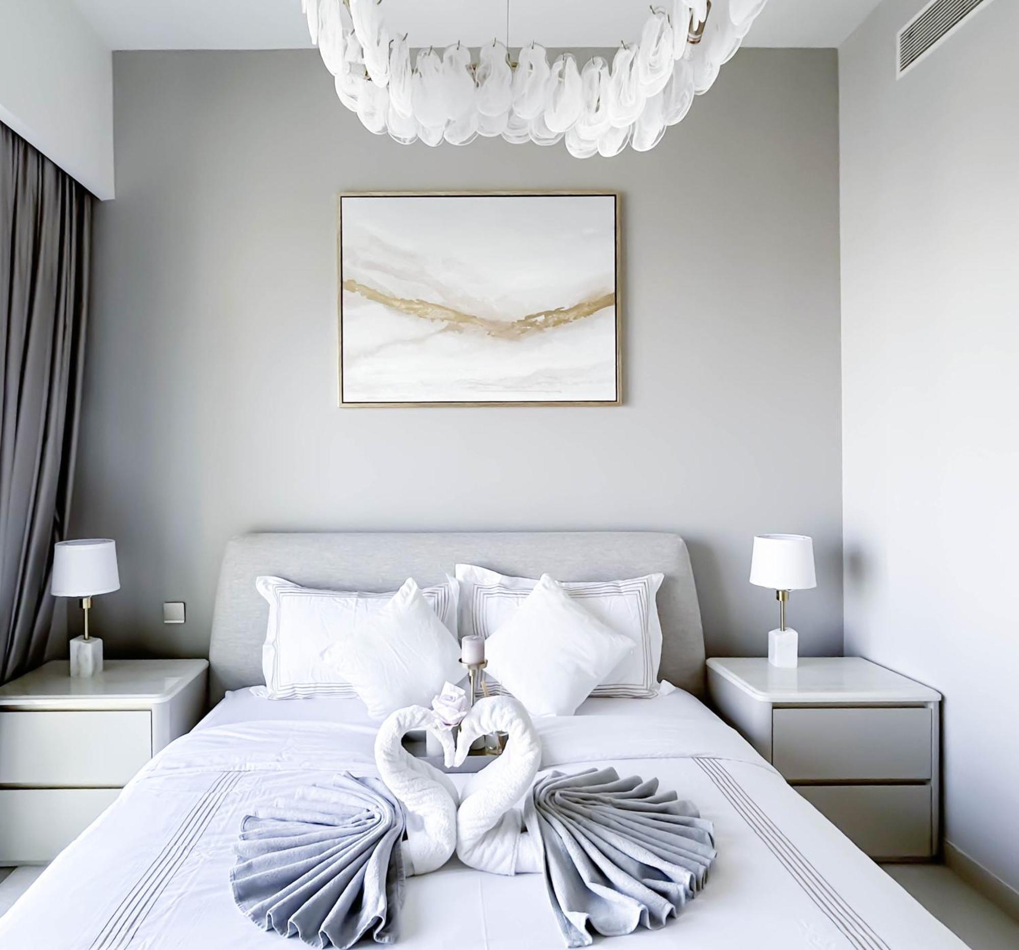 Burj Royale Luxury One-bedroom With Views