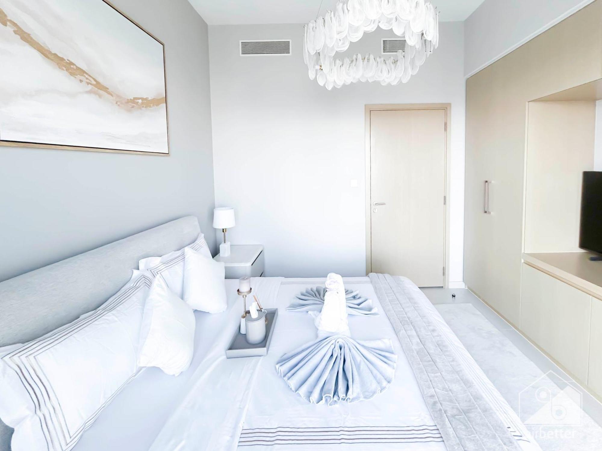 Burj Royale Luxury One-bedroom With Views