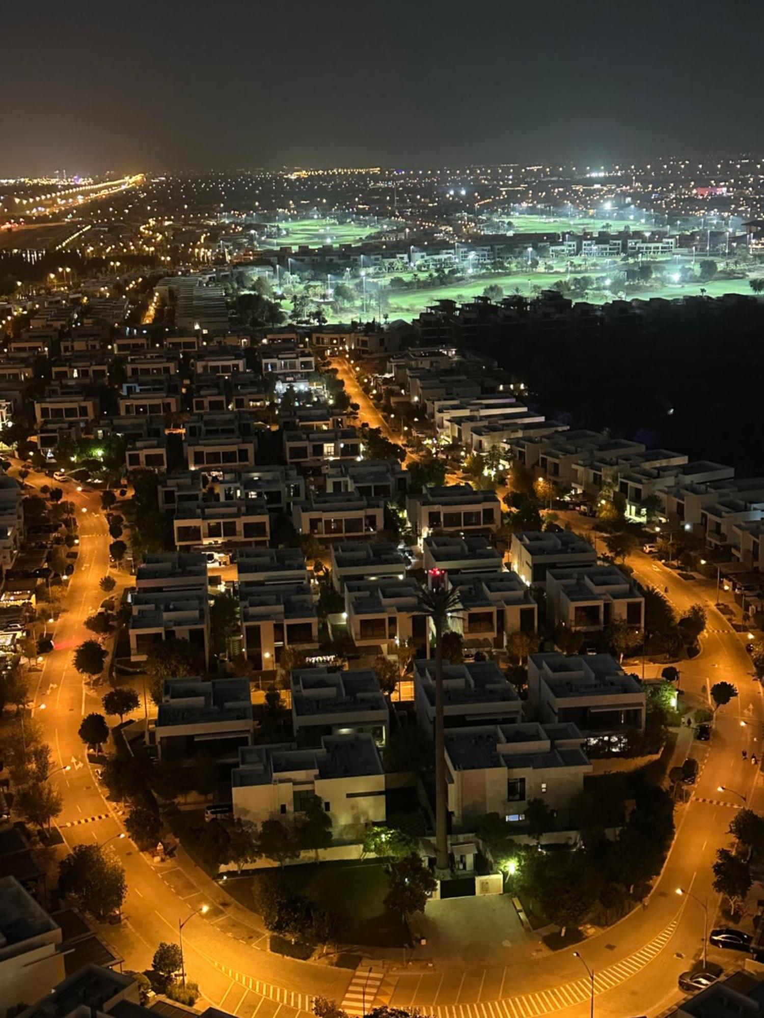 Cozy Golf & View 1br Apartment,damac Hills 1 * Dubai