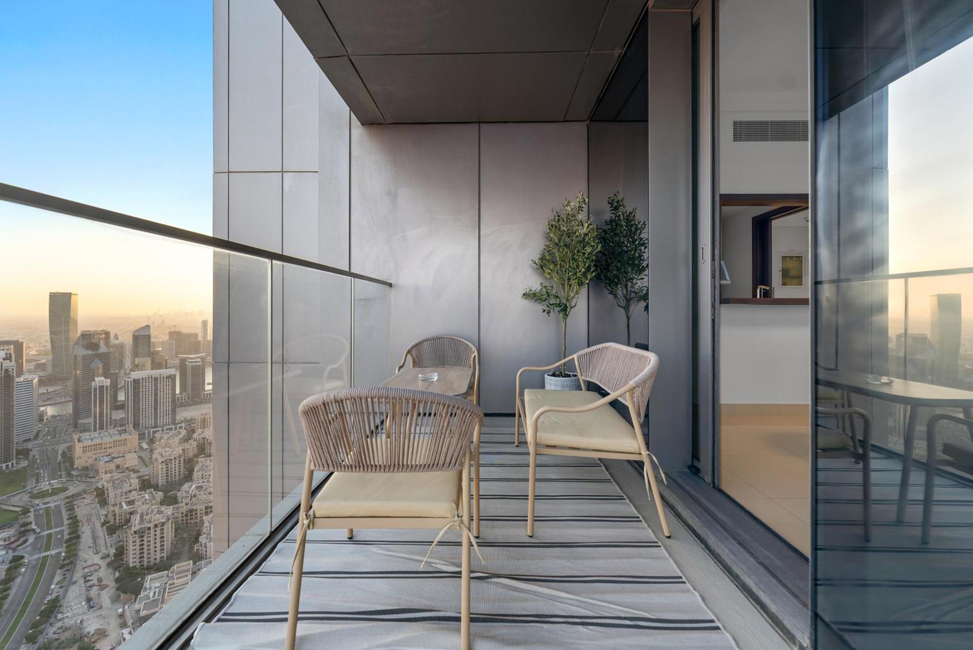 Magnificent - New Stylish 1 Bedroom In Downtown * Dubai